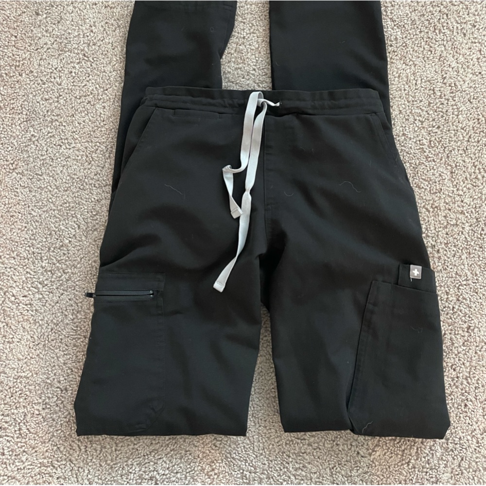 Figs Yola skinny scrub bottoms